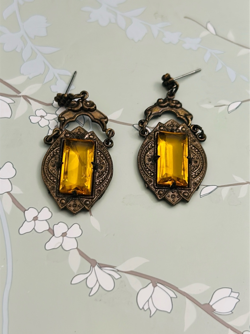 Antique Yellow Crystal Drop Earrings